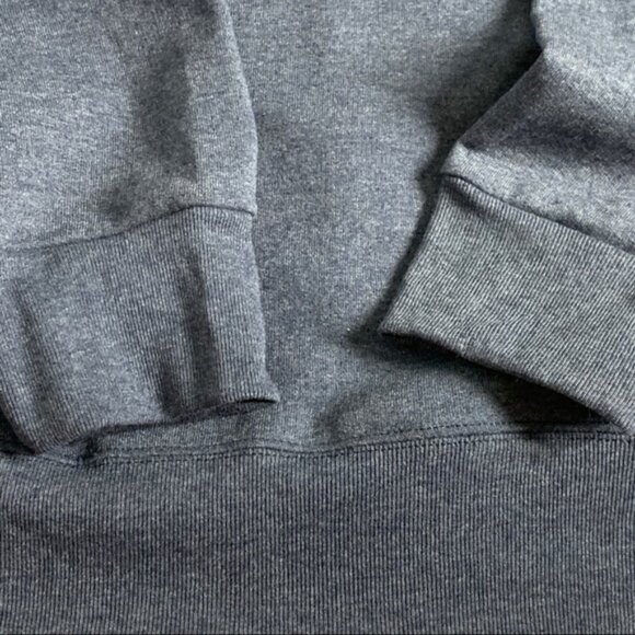 SOLD - Vinted Just My Size Women's Plus-Size V-Notch Sweatshirt - Picture 10 of 10